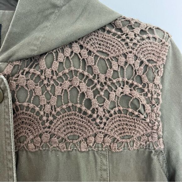 Me Jane Lace Trimmed Utility Jacket Olive Green - Picture 9 of 15